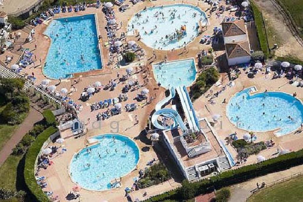 "Le Filet Du Lac" Appartement Atypique, 5 Personnes, Duplex, Vue Lac, Acces Parc Aquatique Gratuit Talmont-Saint-Hilaire Eksteriør bilde
