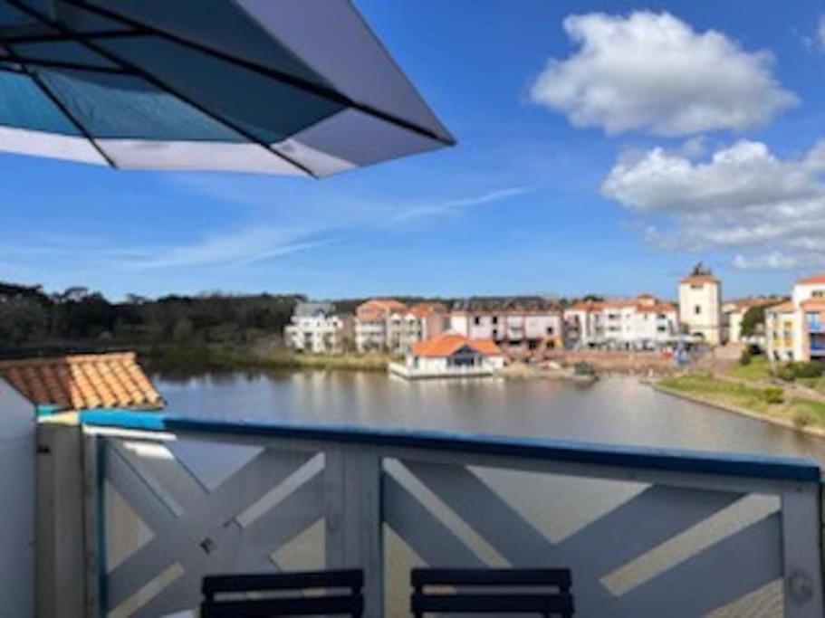 "Le Filet Du Lac" Appartement Atypique, 5 Personnes, Duplex, Vue Lac, Acces Parc Aquatique Gratuit Talmont-Saint-Hilaire Eksteriør bilde